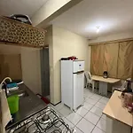 Mobiliado Com Dois Quartos Locação Fixo E Mensal *